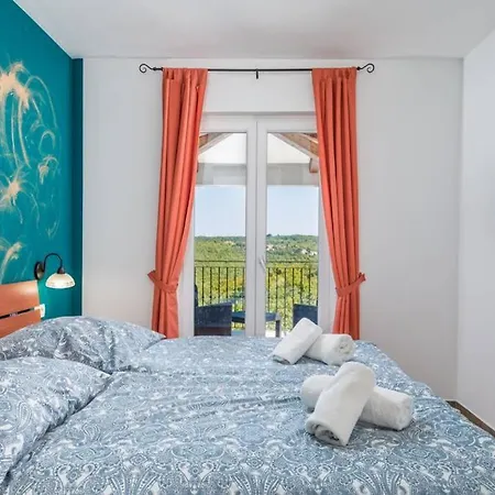 Aurelia Holiday home *
