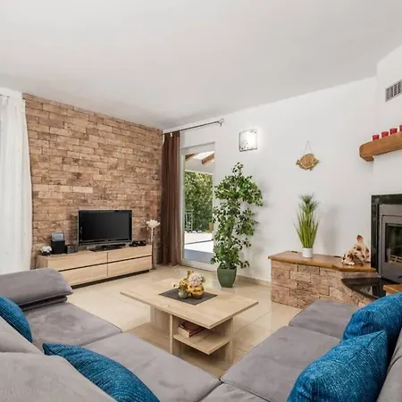 Aurelia Holiday home *