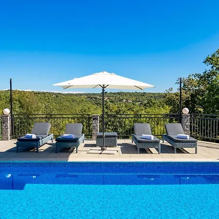 Aurelia Holiday home *