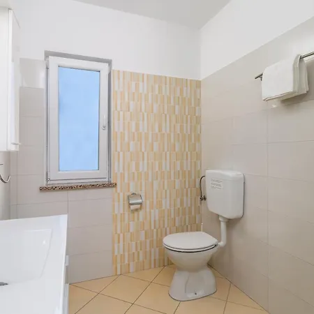 Aurelia Semesterbostad Labin (Istria)