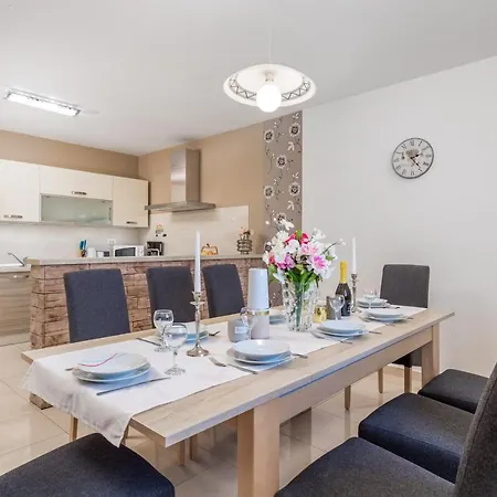 Holiday home Aurelia *